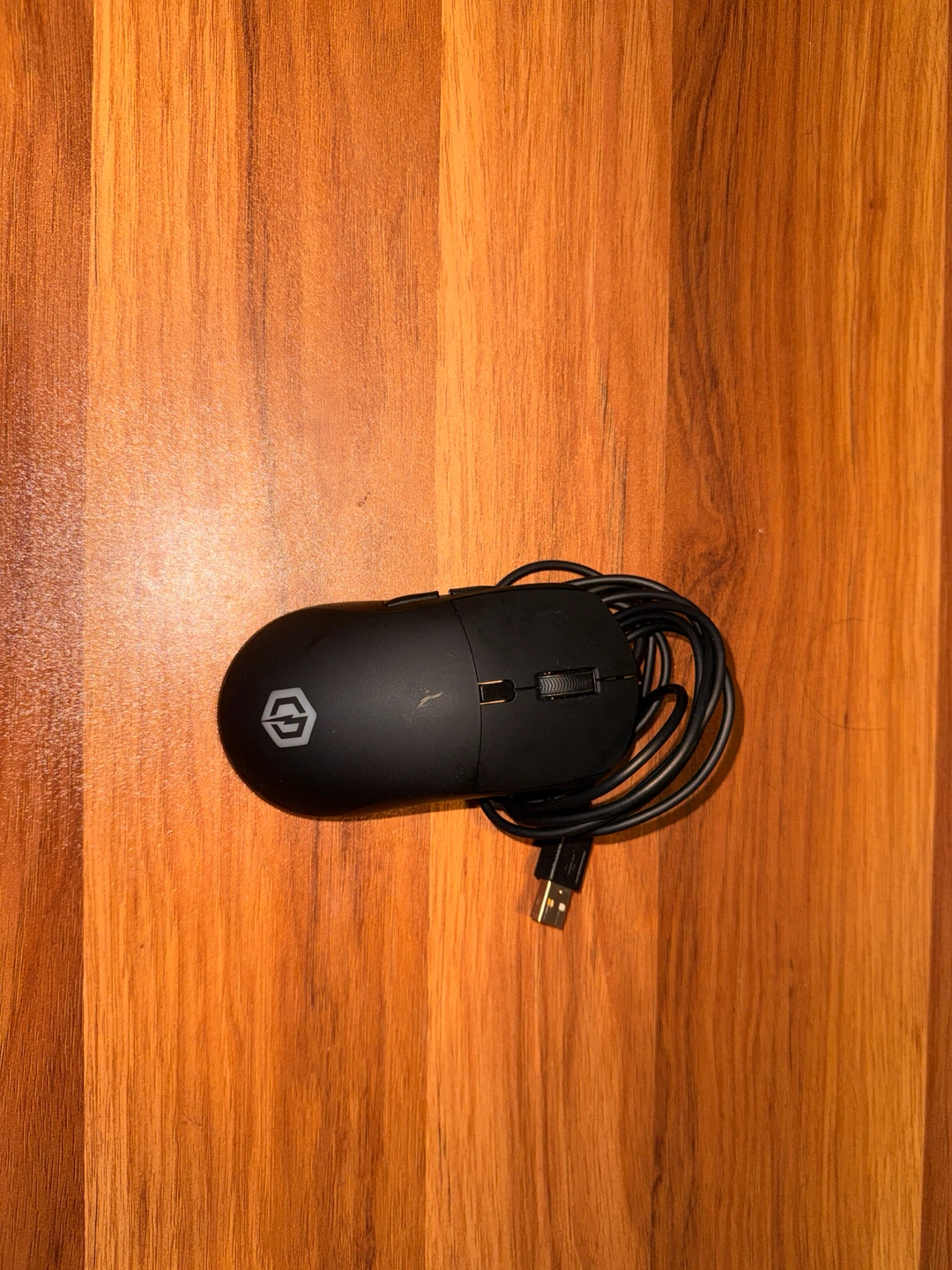 Gaming accessories set up - photo 2