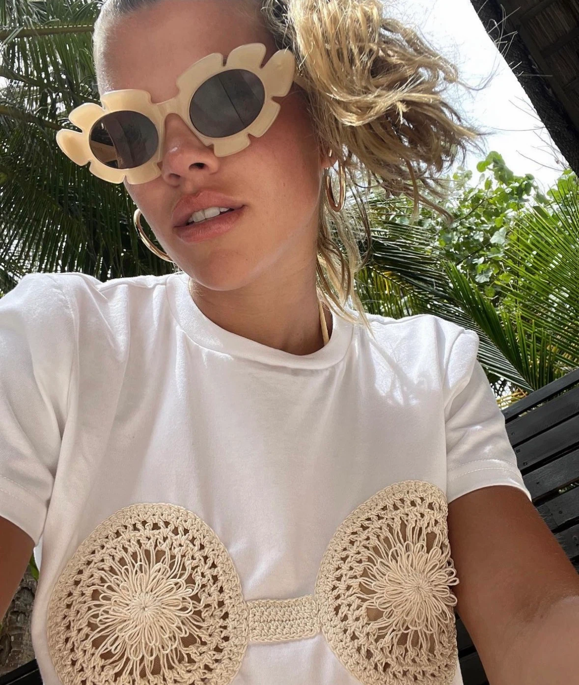 DIVIDED White T-Shirt with Crochet Detailing