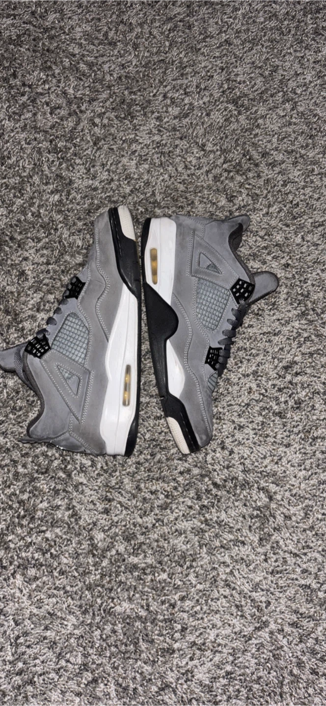 Air Jordan 4 Retro Grey Sneakers - photo 2