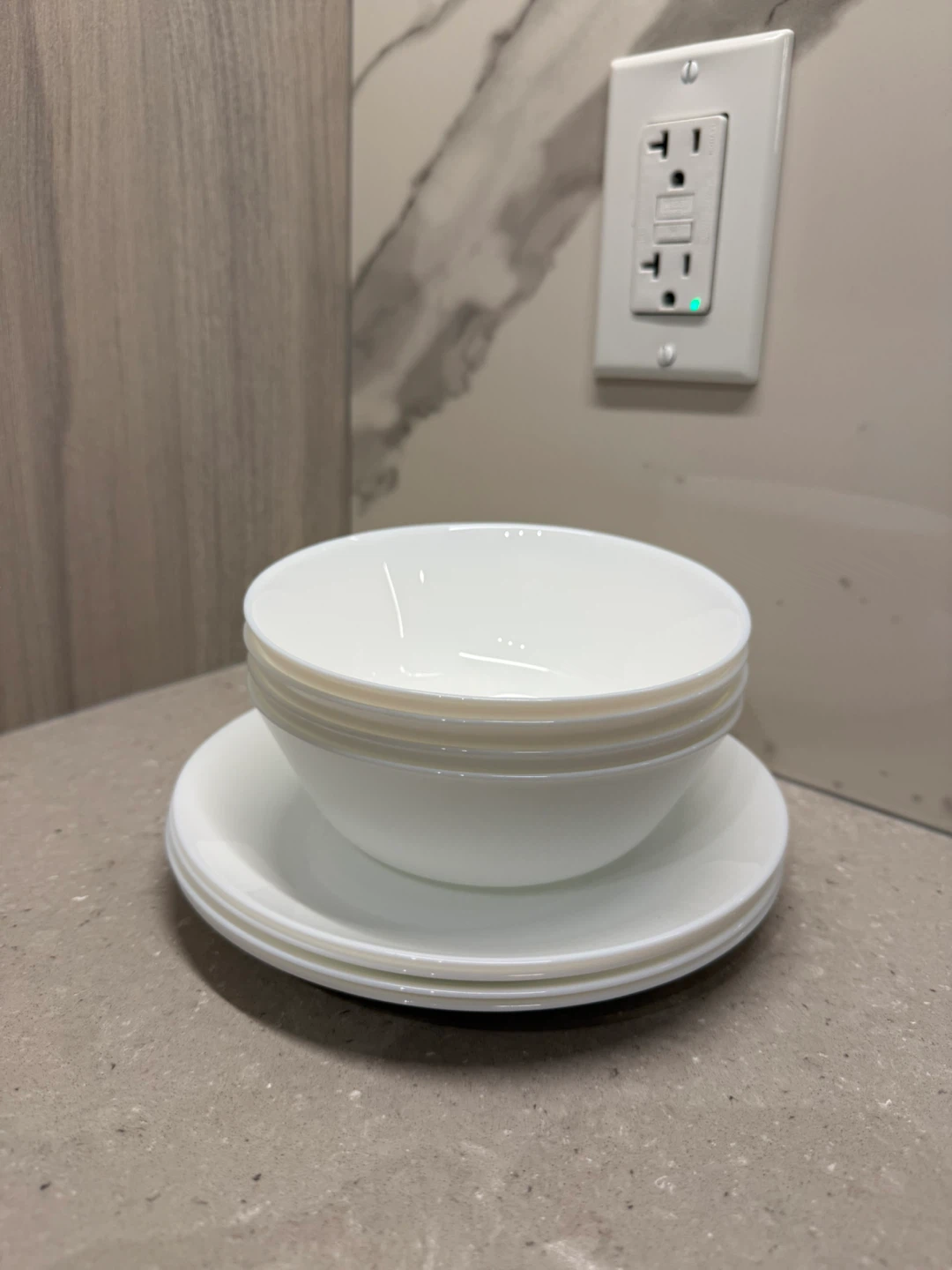 White Vitrelle Corelle Bowl and Plate Set