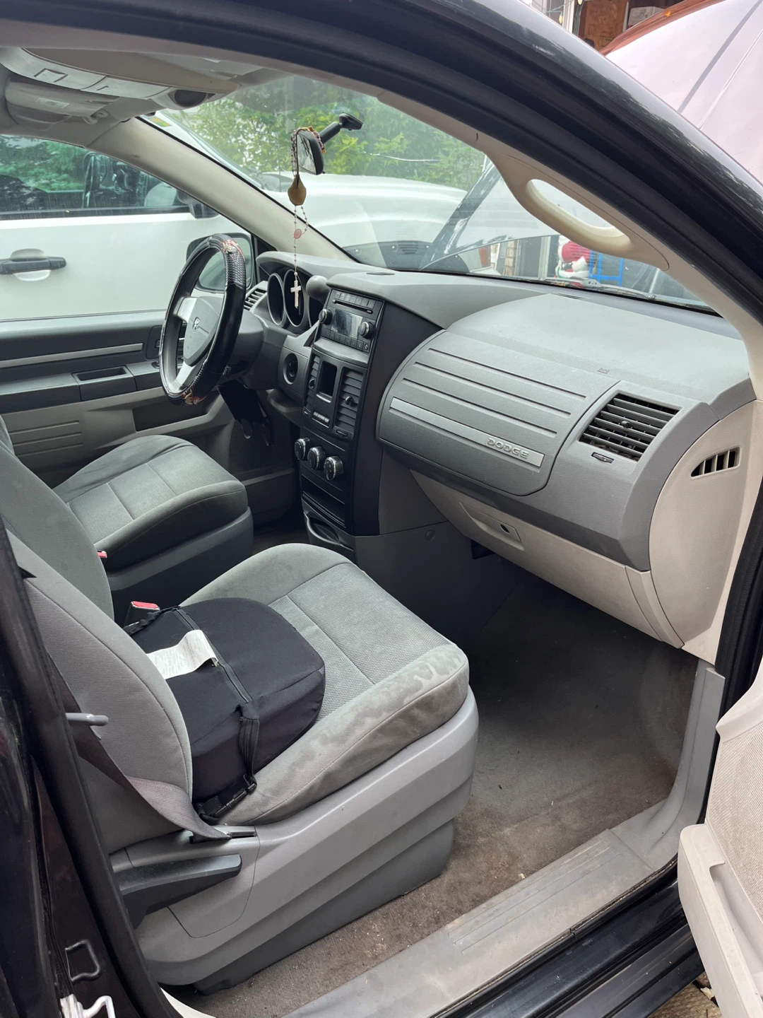 2009 Dodge Caravan - photo 3