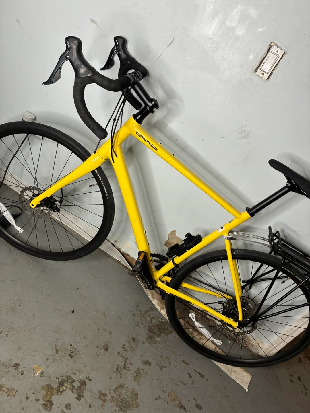 Yellow Cannondale Road Bike with Rack - photo 2