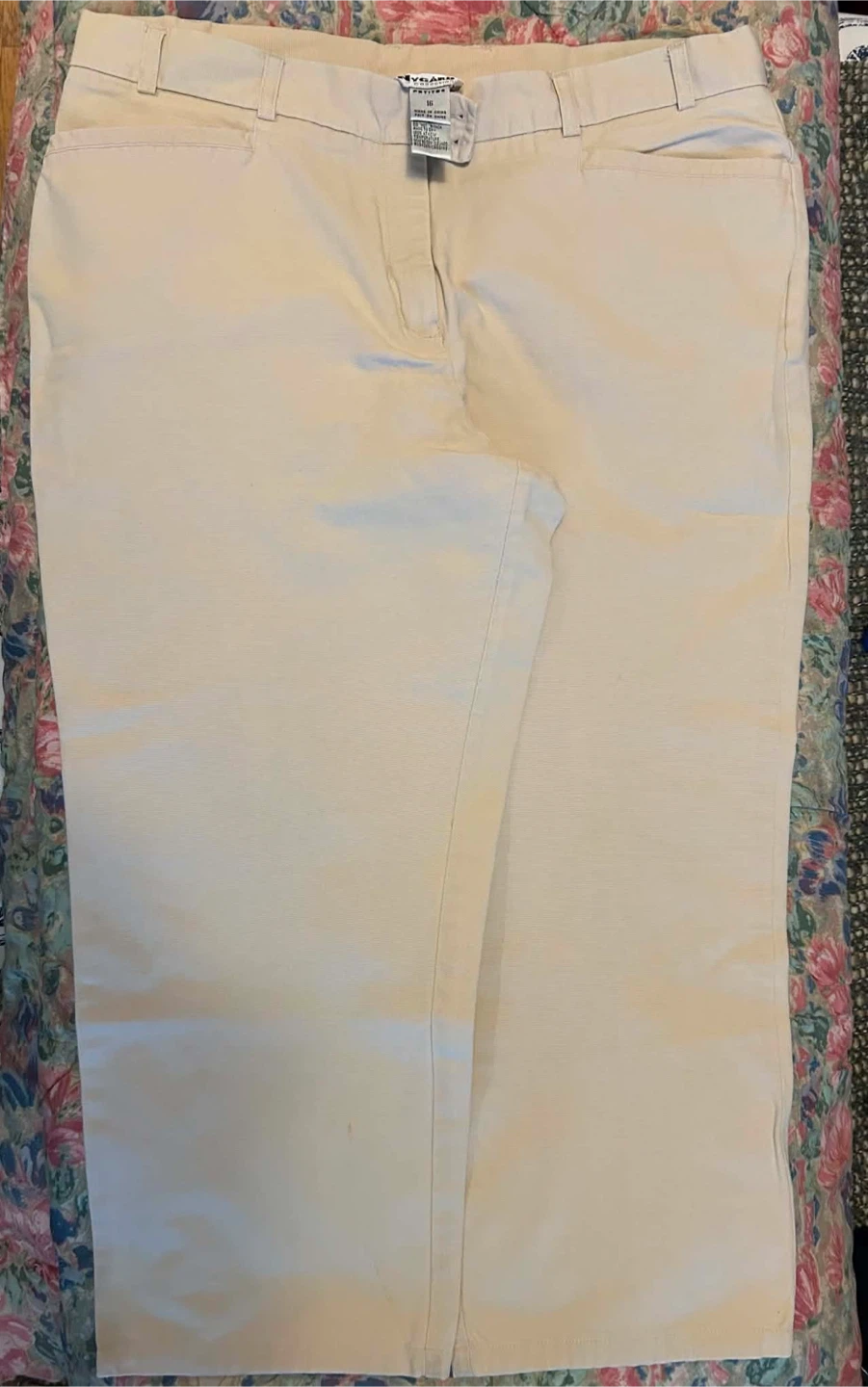 Vansons Women's Khaki Capris