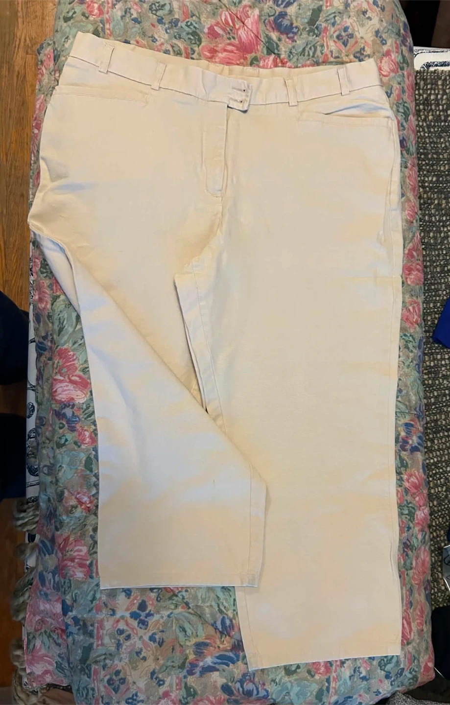 Vansons Women's Khaki Capris - photo 2