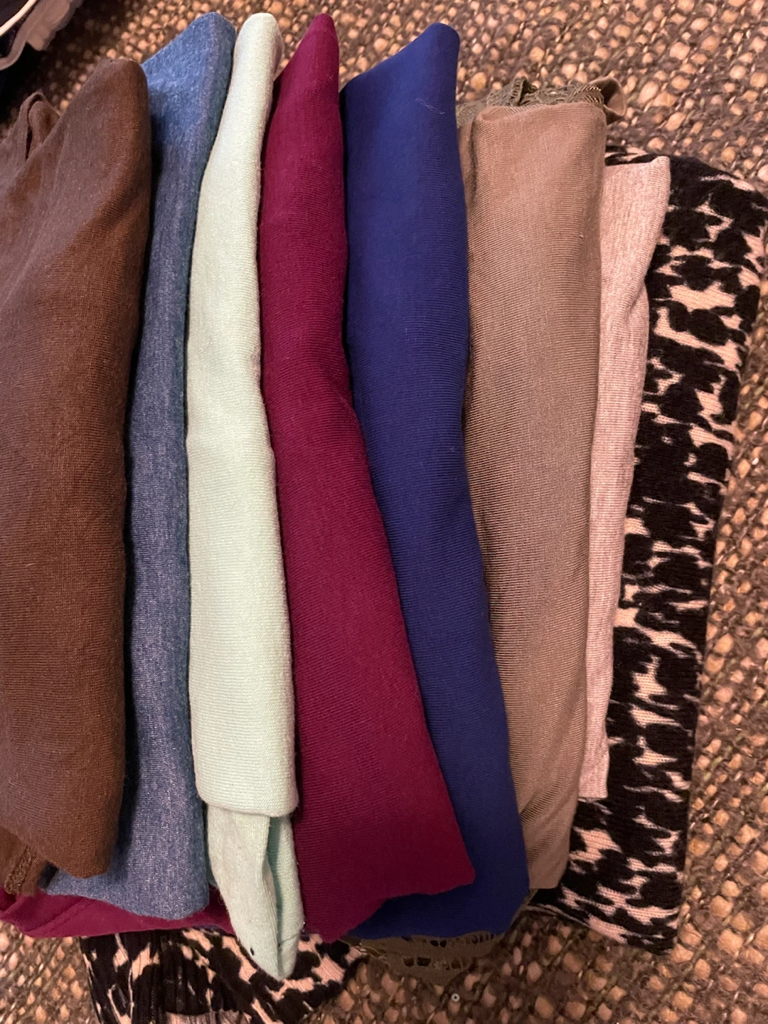 Bundle of Women's Tops - photo 2