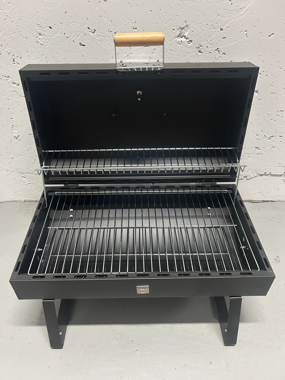 Cusimax Portable Charcoal Grill - photo 3
