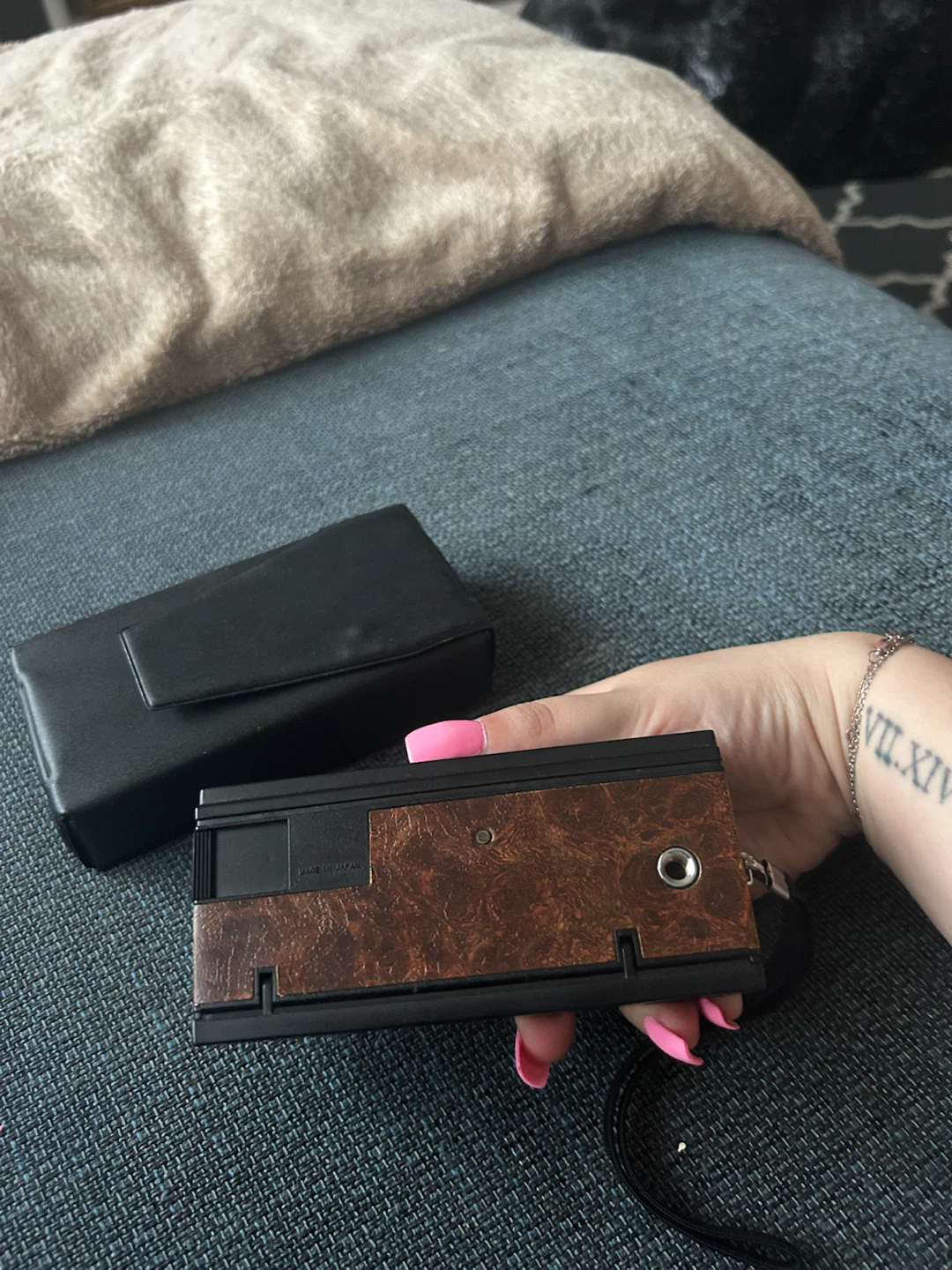 GAF 220 Pocket Camera with Case - photo 3