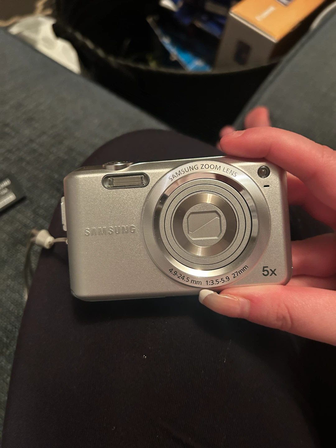 Samsung ES70 12.2MP Digital Camera Silver - photo 2