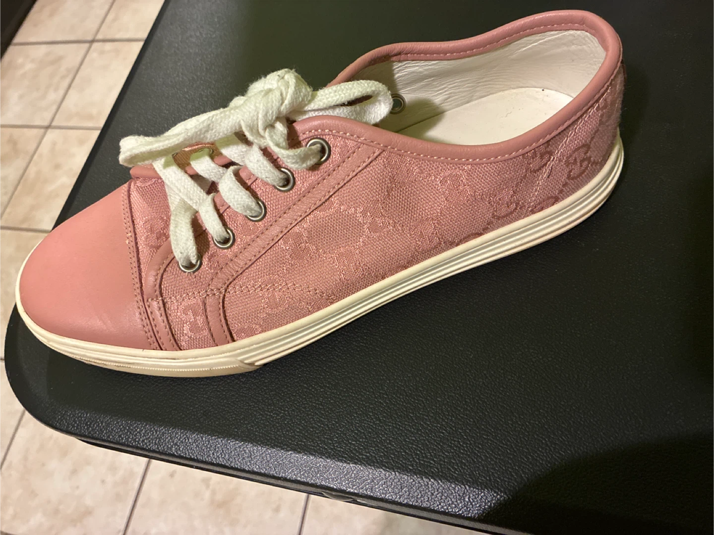 Gucci Pink Canvas Sneakers - photo 5