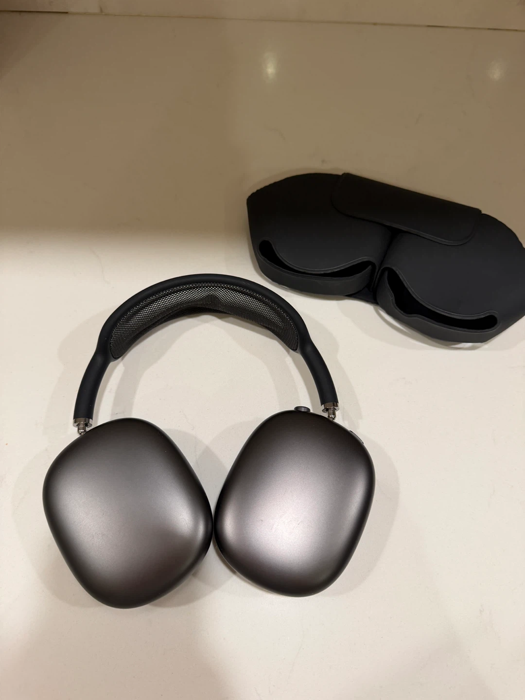 Apple AirPods Max