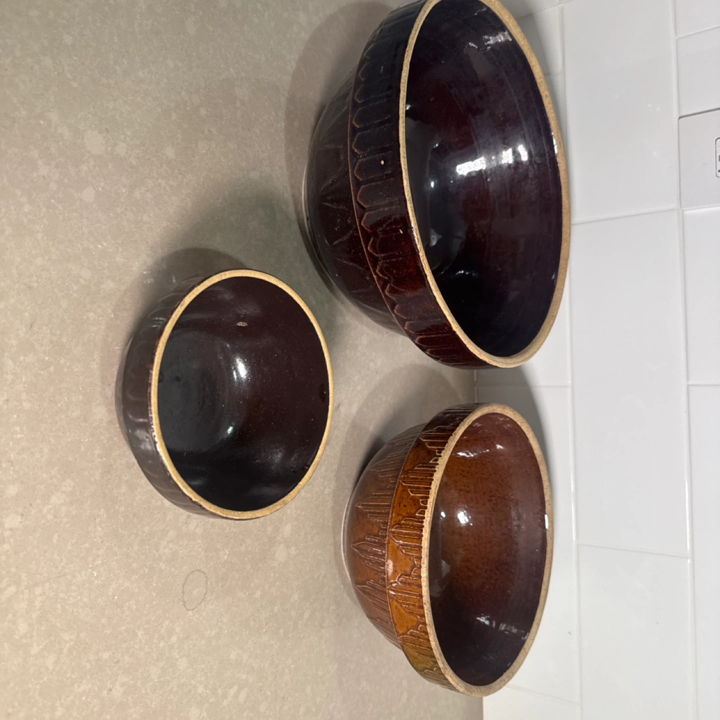 Set of 3 Brown Stoneware Mixing Bowls
