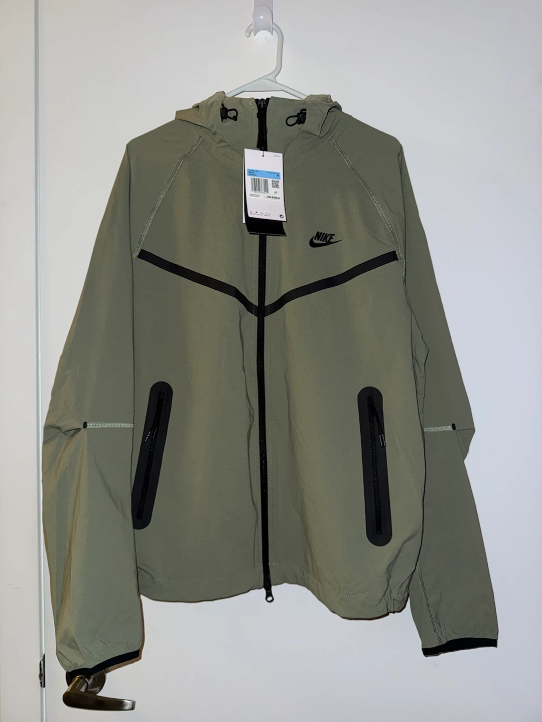Men's Dri-FIT Woven Full-Zip Windrunner Jacket - Size M