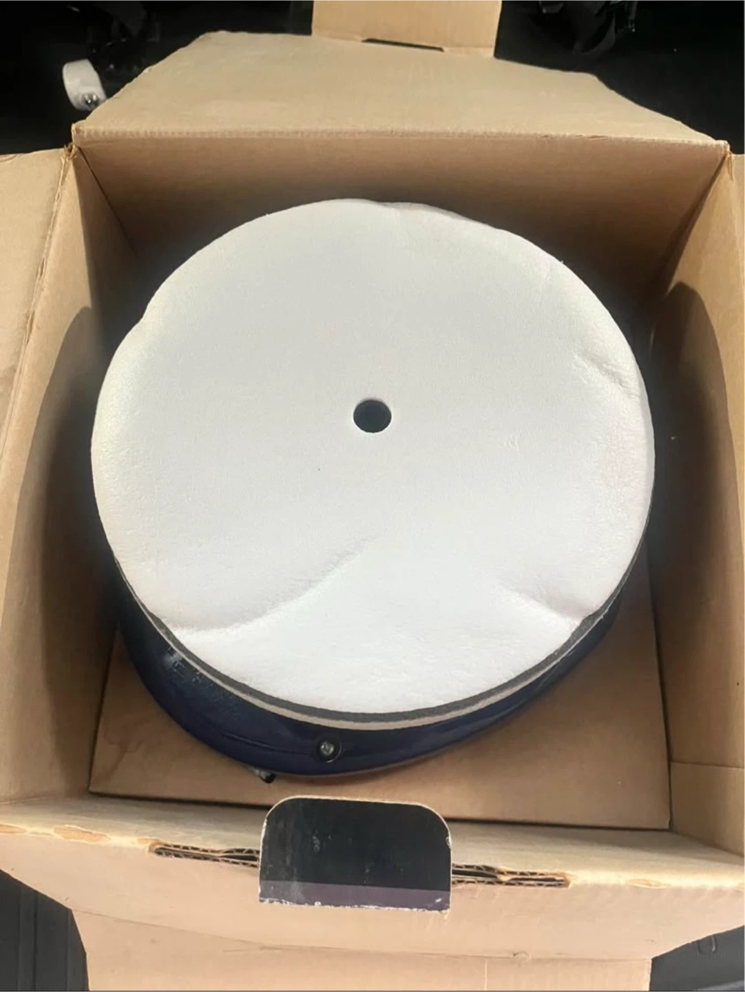 Like new Motomaster 12V Waxer Polisher - photo 2