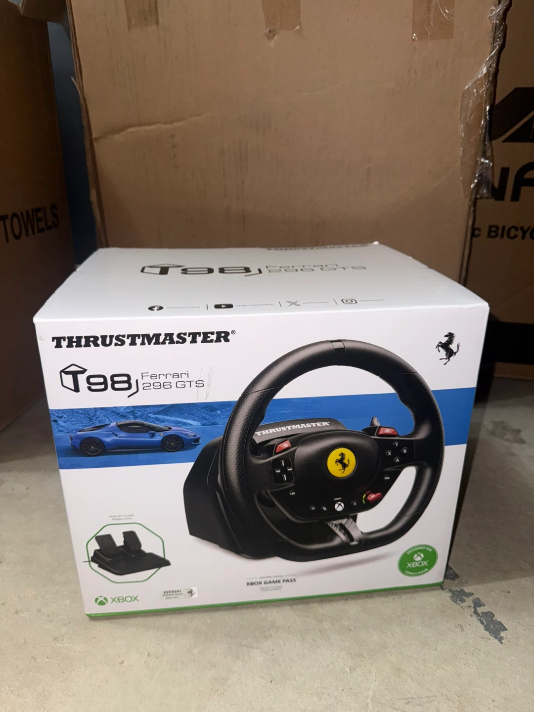 Gaming Controller T98 Ferrari 296 GTS (Xbox, PC) - Brand New - photo 3