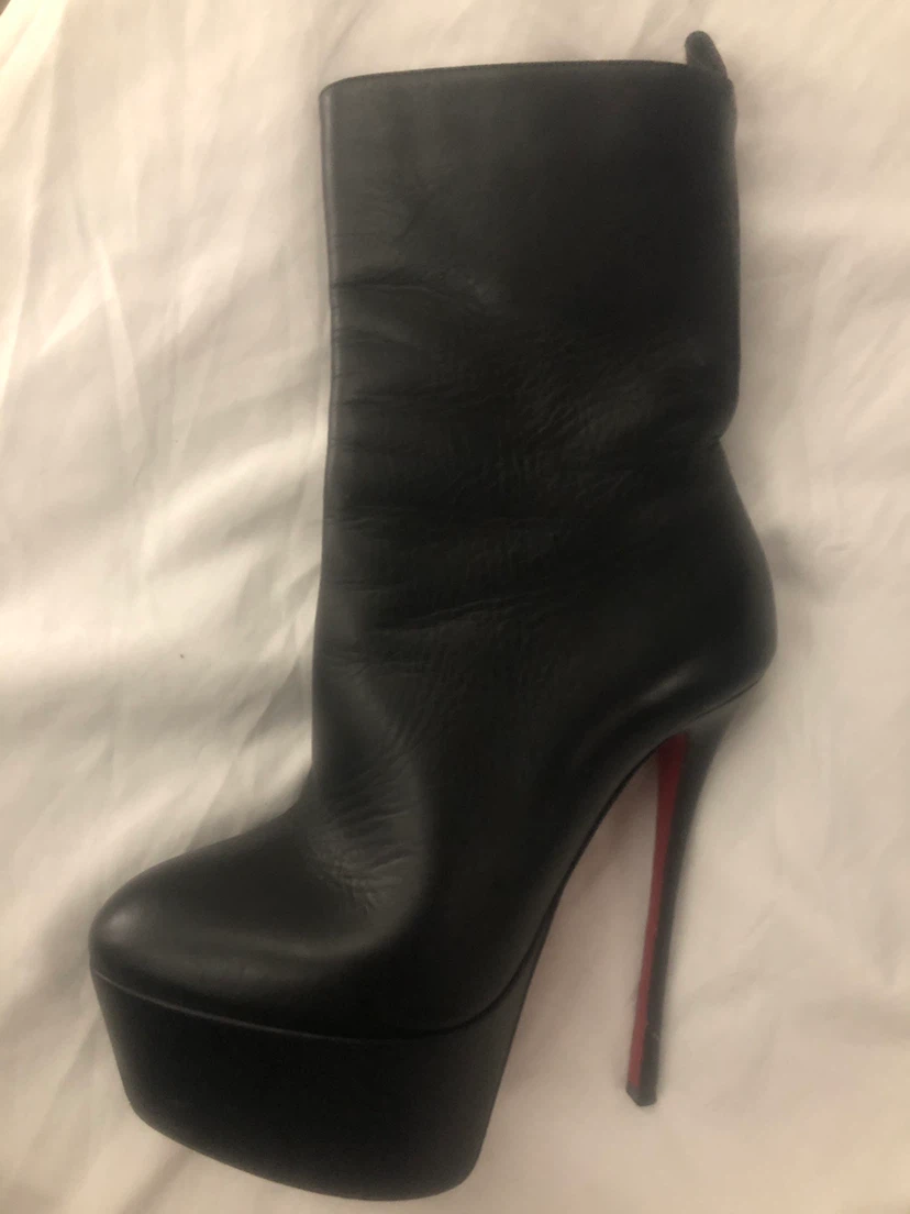 Christian Louboutin Black Leather Platform Ankle Boots - photo 4