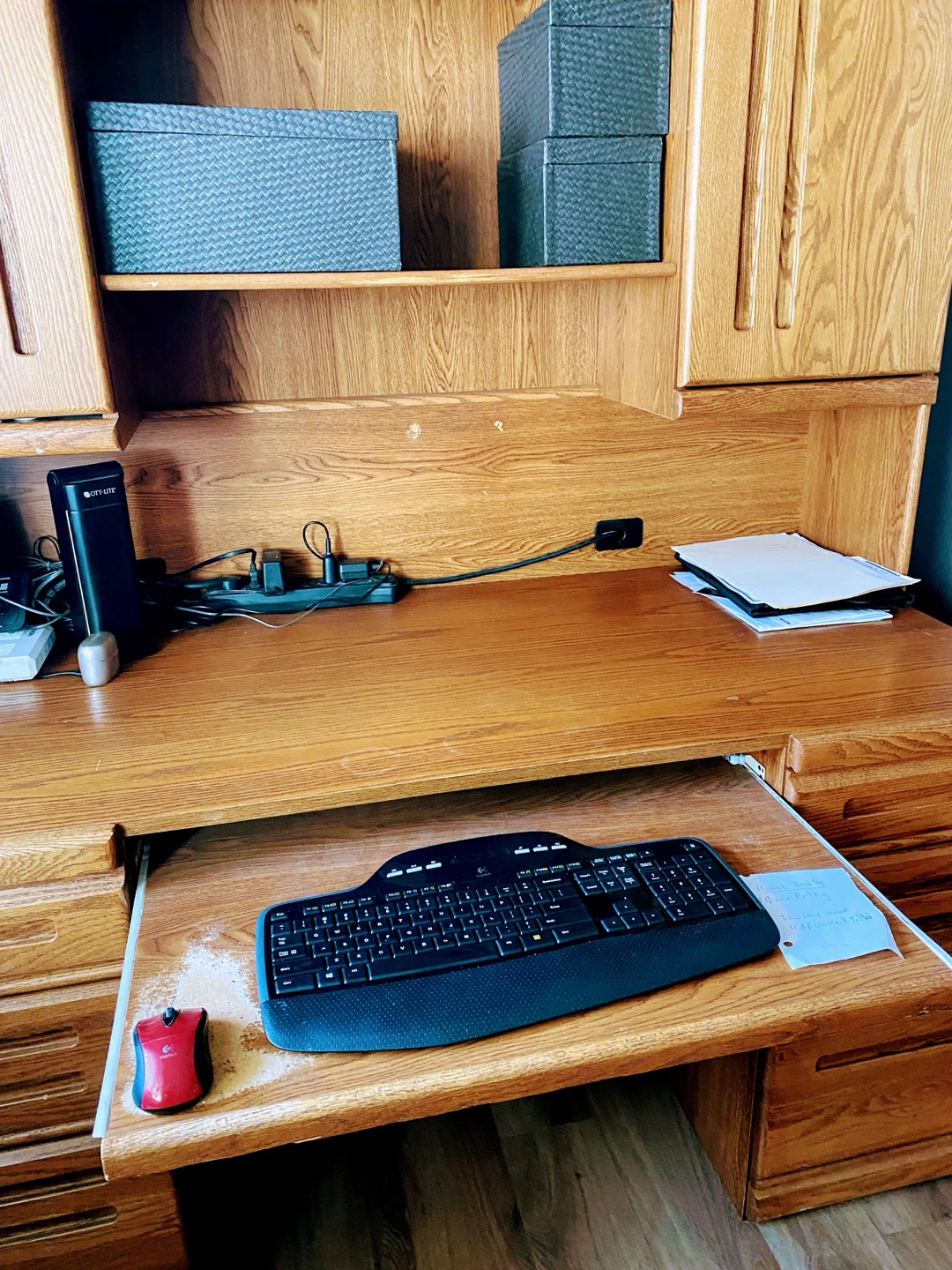 Solid Oak Desk with Hutch - photo 3