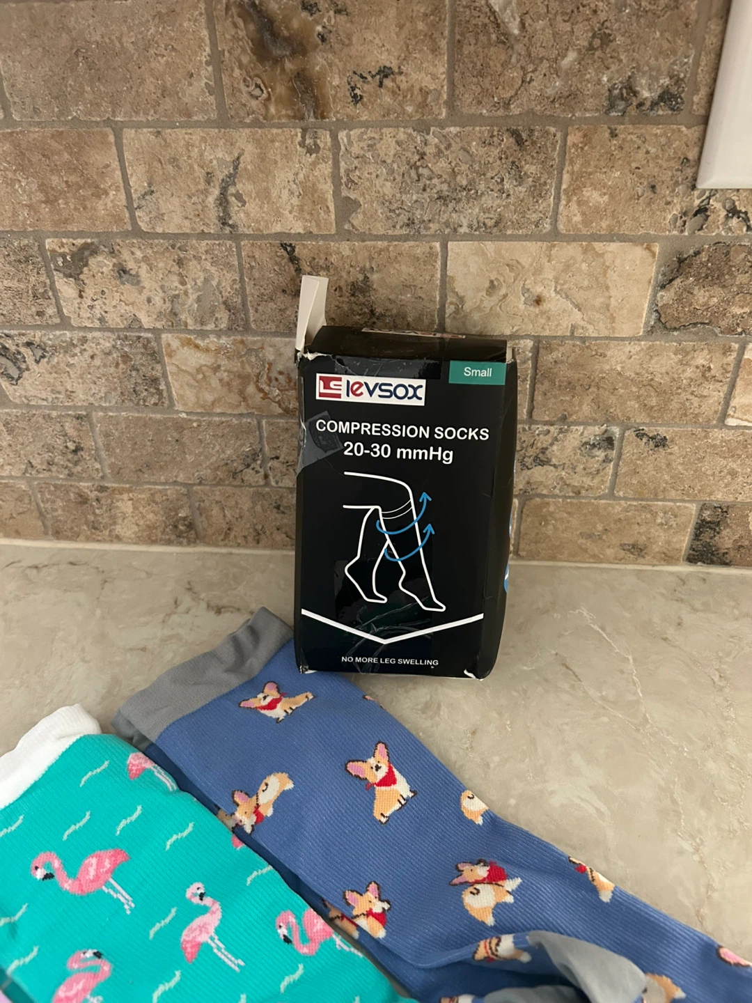BRAND NEW LADIES COMPRESSION SOCKS (READ LISTING) - photo 2
