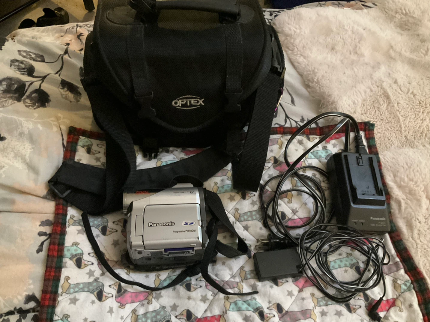 Panasonic Palmcorder Camcorder with Optex Case - photo 2