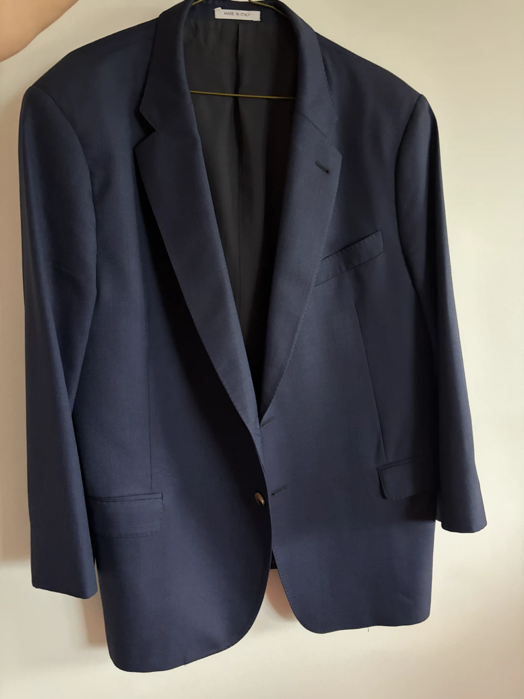 Men’s medium navy blue Armani collezioni blazer