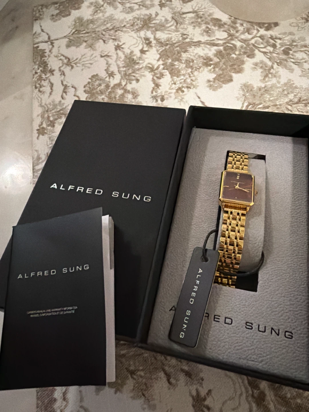 Alfred Sung Gold Tone Rectangle Watch - photo 3