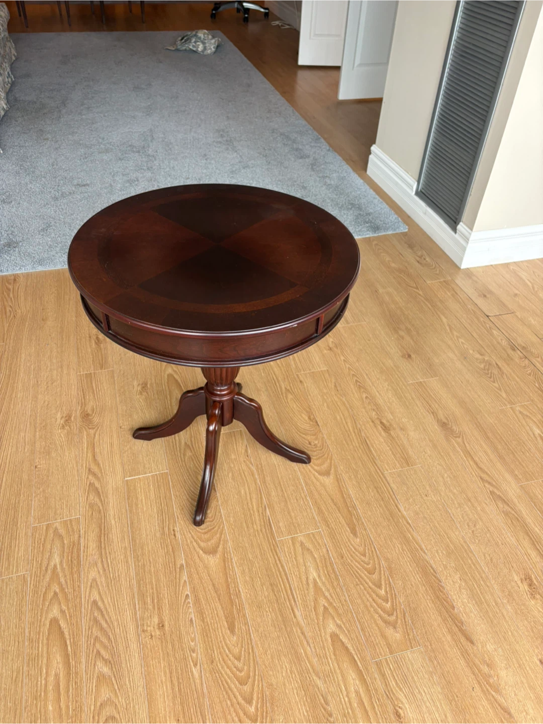 Free delivery used Round wooden end table with drawer