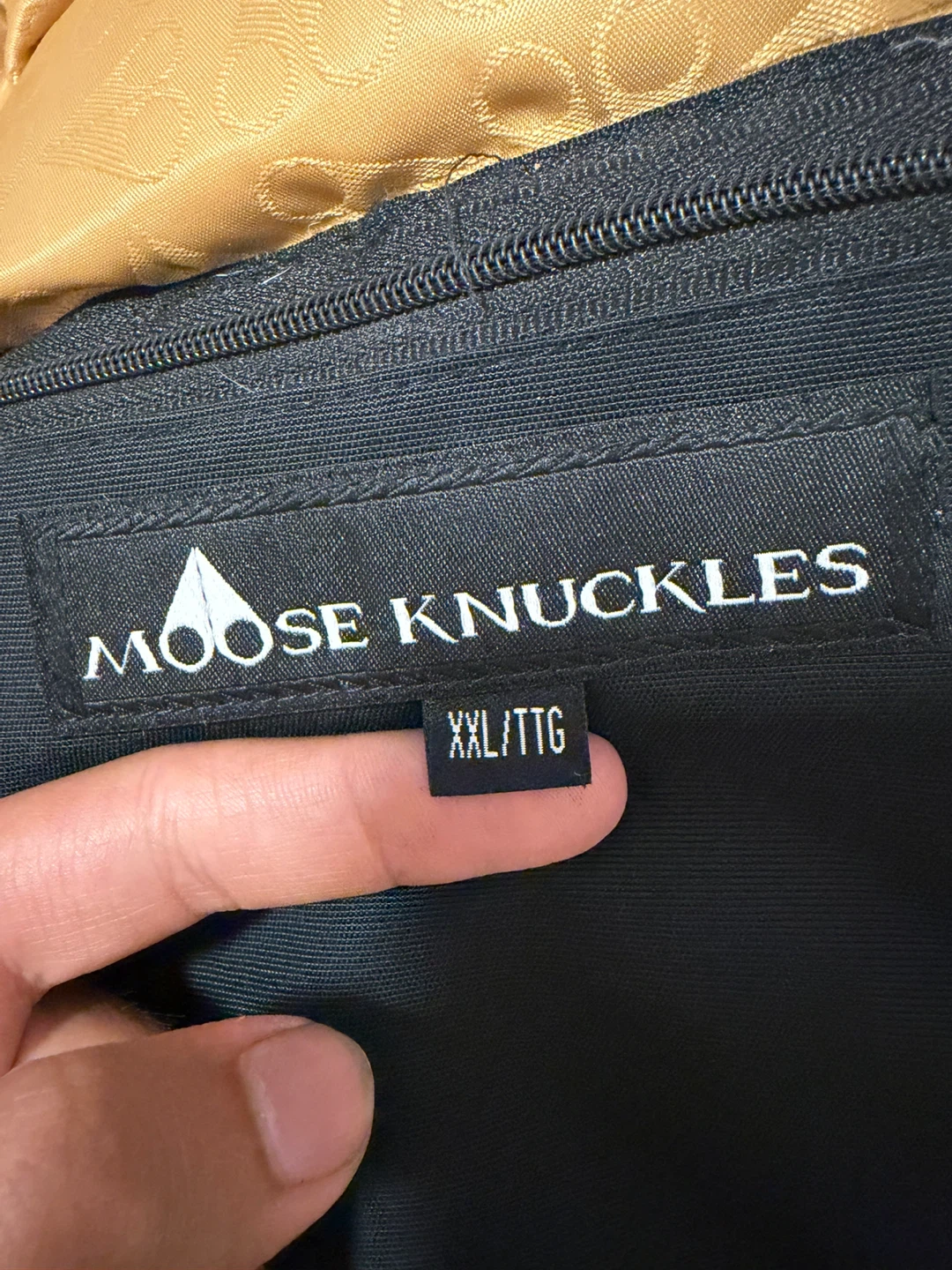 Moose Knuckles Bomber Jacket golden - photo 3