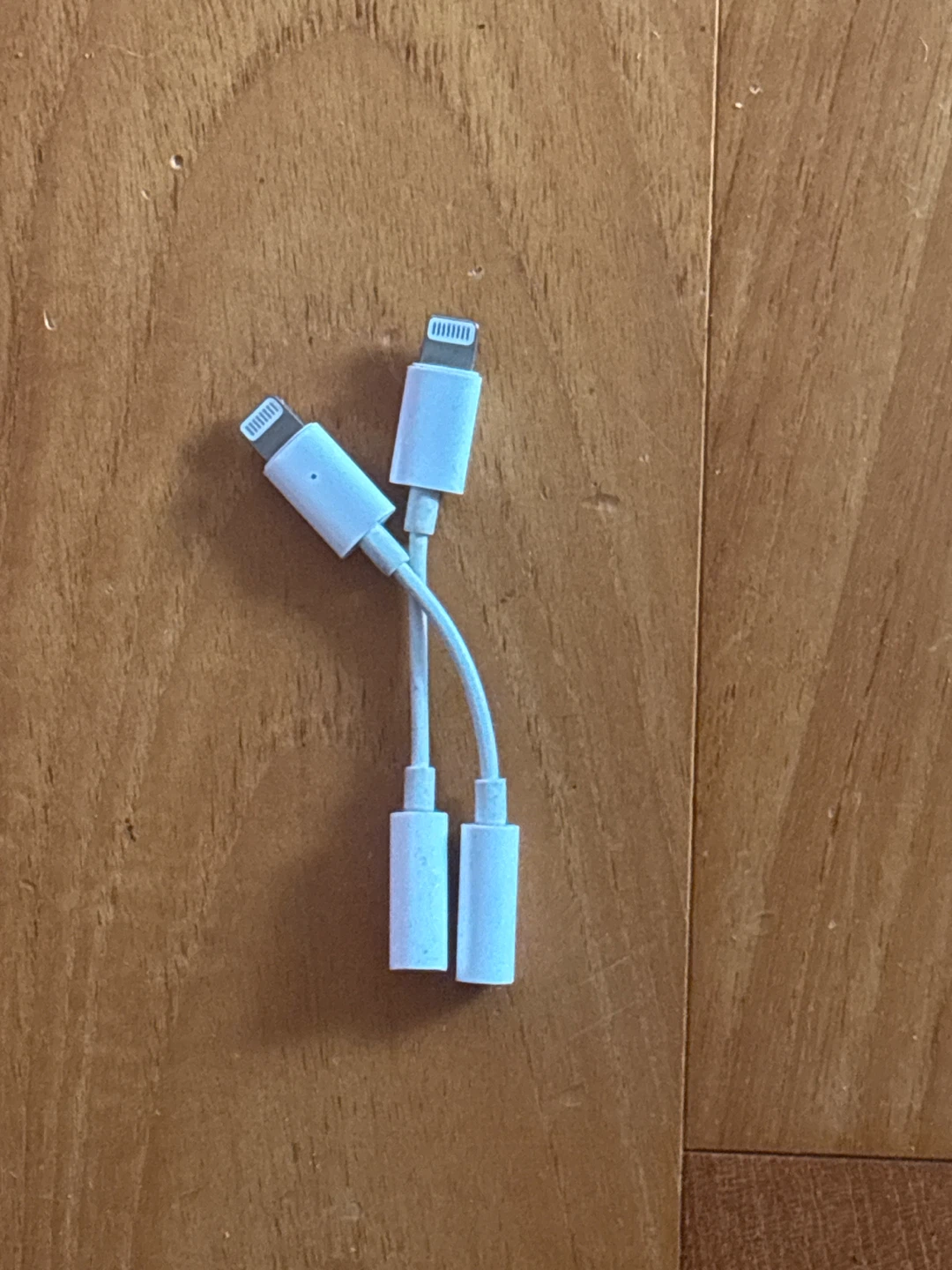 Apple Lightning to 3.5mm Headphone Jack Adapter