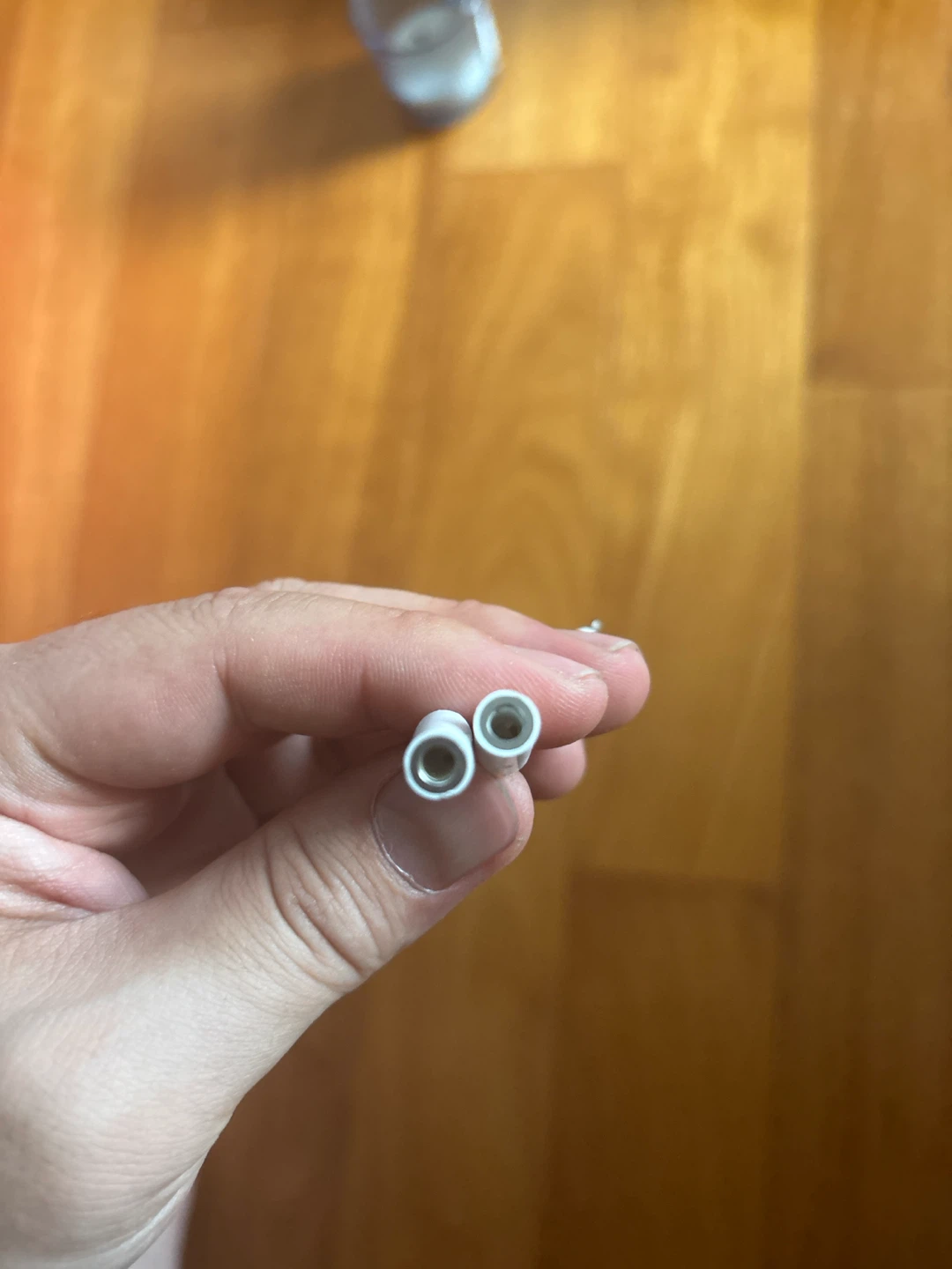 Apple Lightning to 3.5mm Headphone Jack Adapter - photo 2