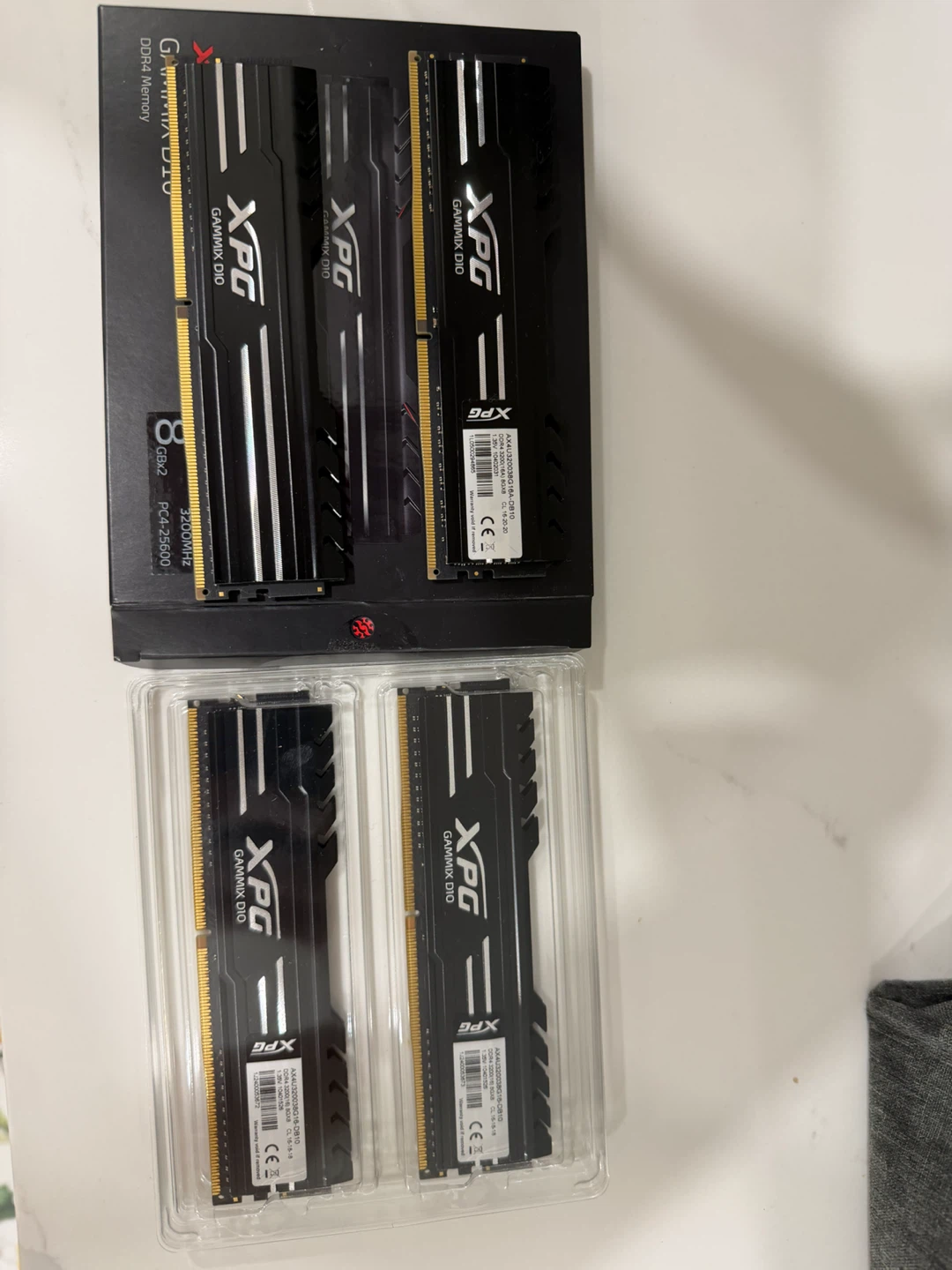 XPG GAMMIX D10 32GB(4x8GB) DDR4 3200MHz - photo 2