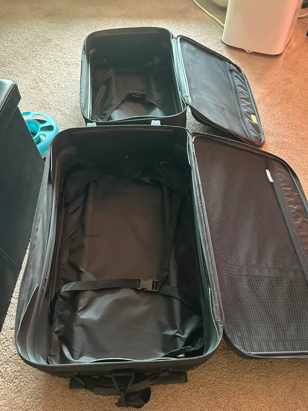 Black Delsey Luggage Set - photo 5