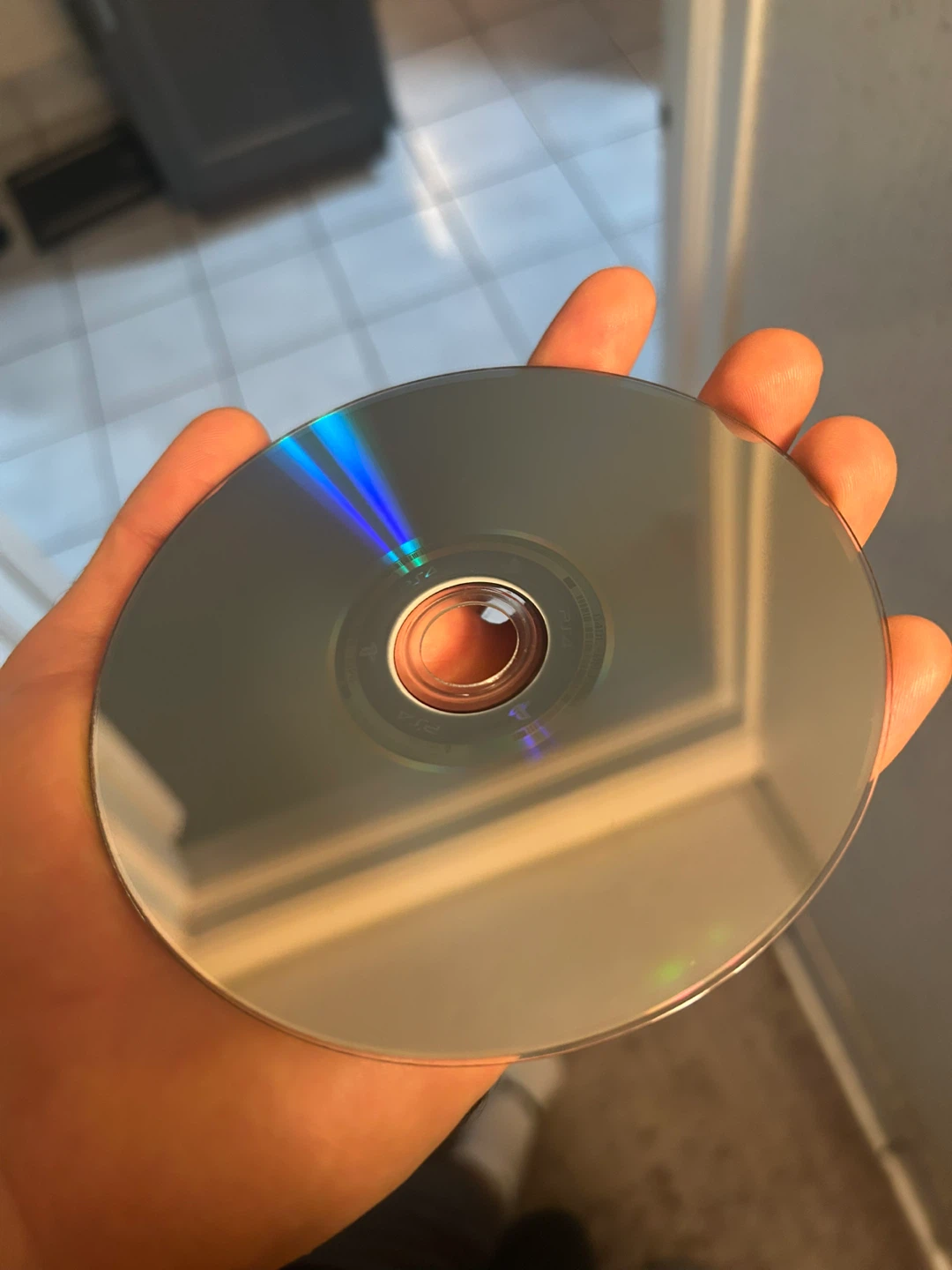 Uncharted 4: A Thief's End PS4 Game Disc - photo 2