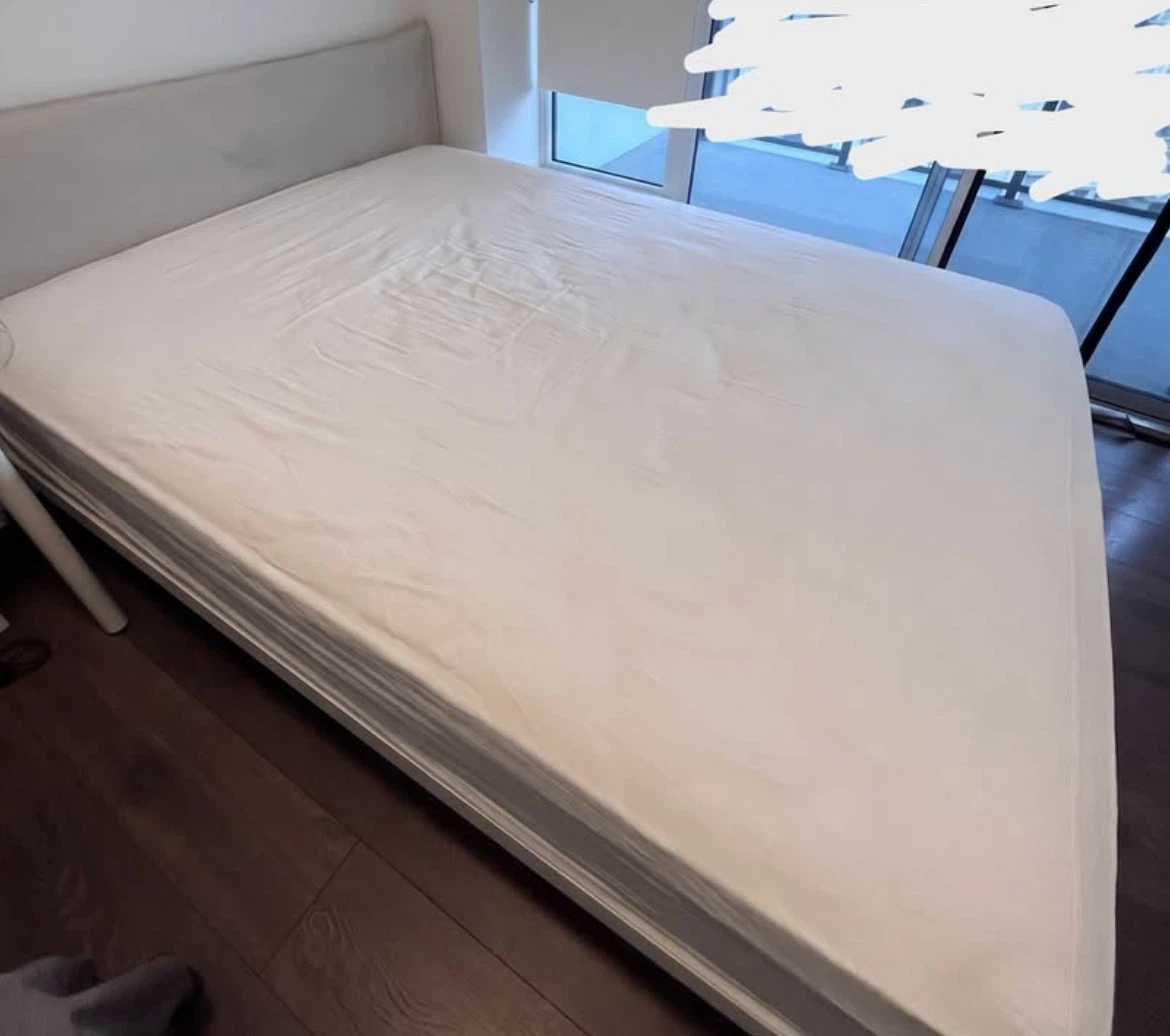 Kleppstad queen bed frame w/ wooden slats+ free mattress - photo 3