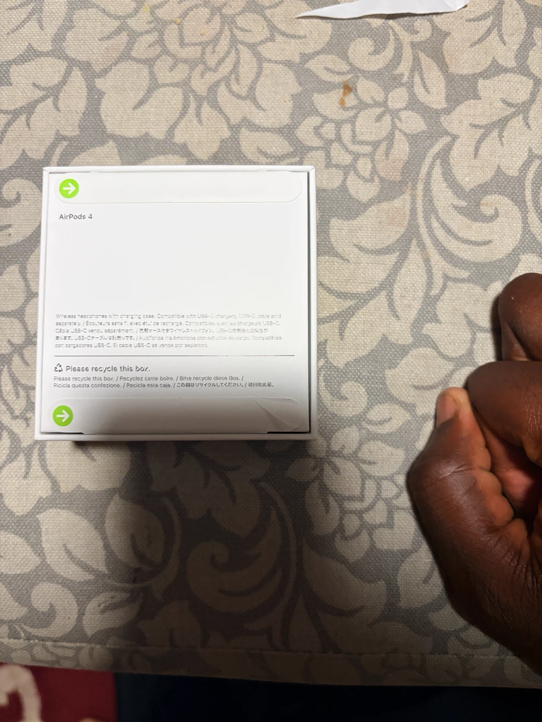 Apple AirPods 4 - White - photo 2
