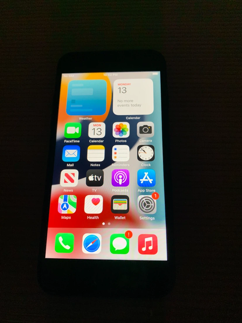 IPhone 7 32GB Unlocked - photo 2