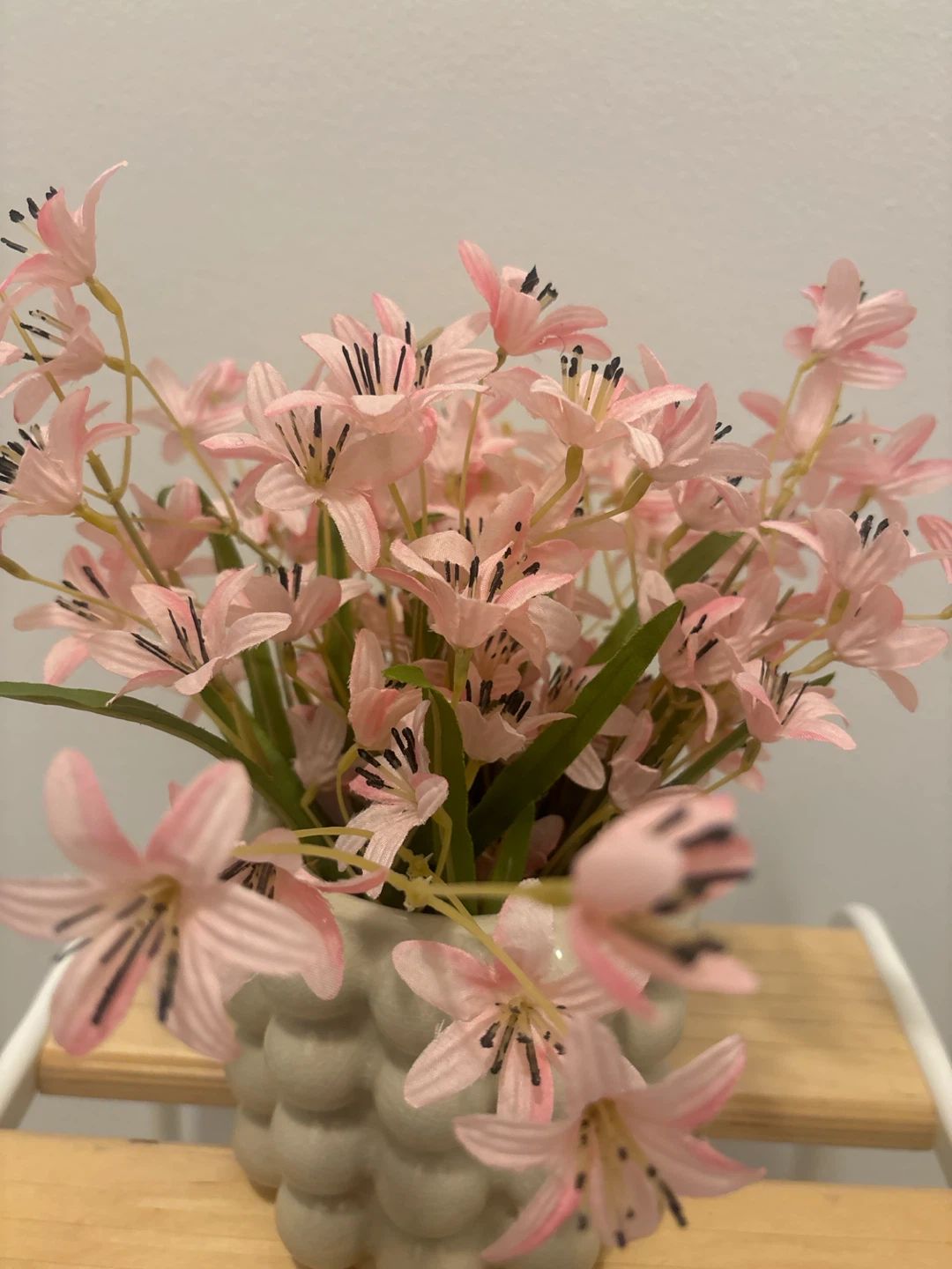 H&M Home Pink Floral Arrangement with Bubble Vase - photo 2