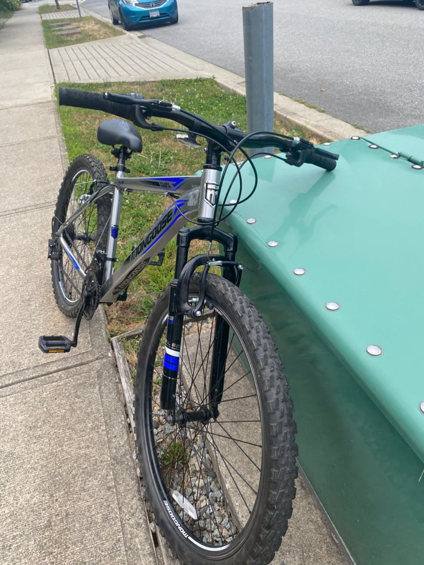 Mongoose Mountain Bike - photo 4