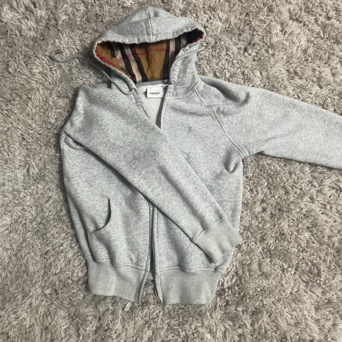 Burberry sweater - photo 3