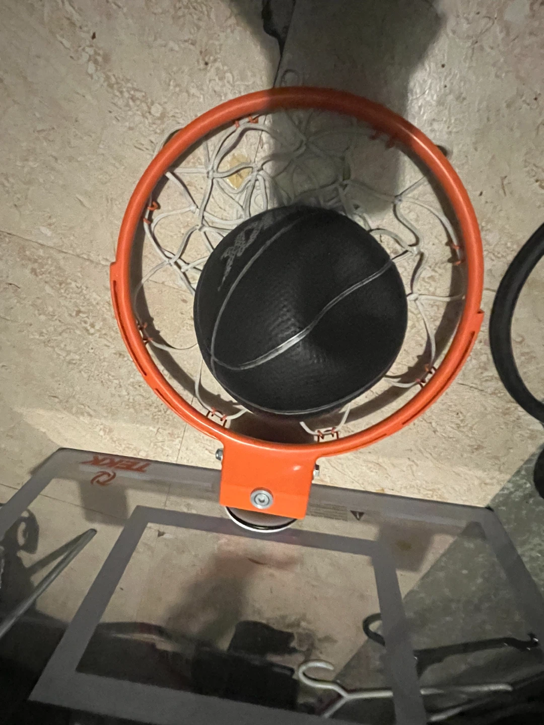 BASKETBALL HOOP - photo 2