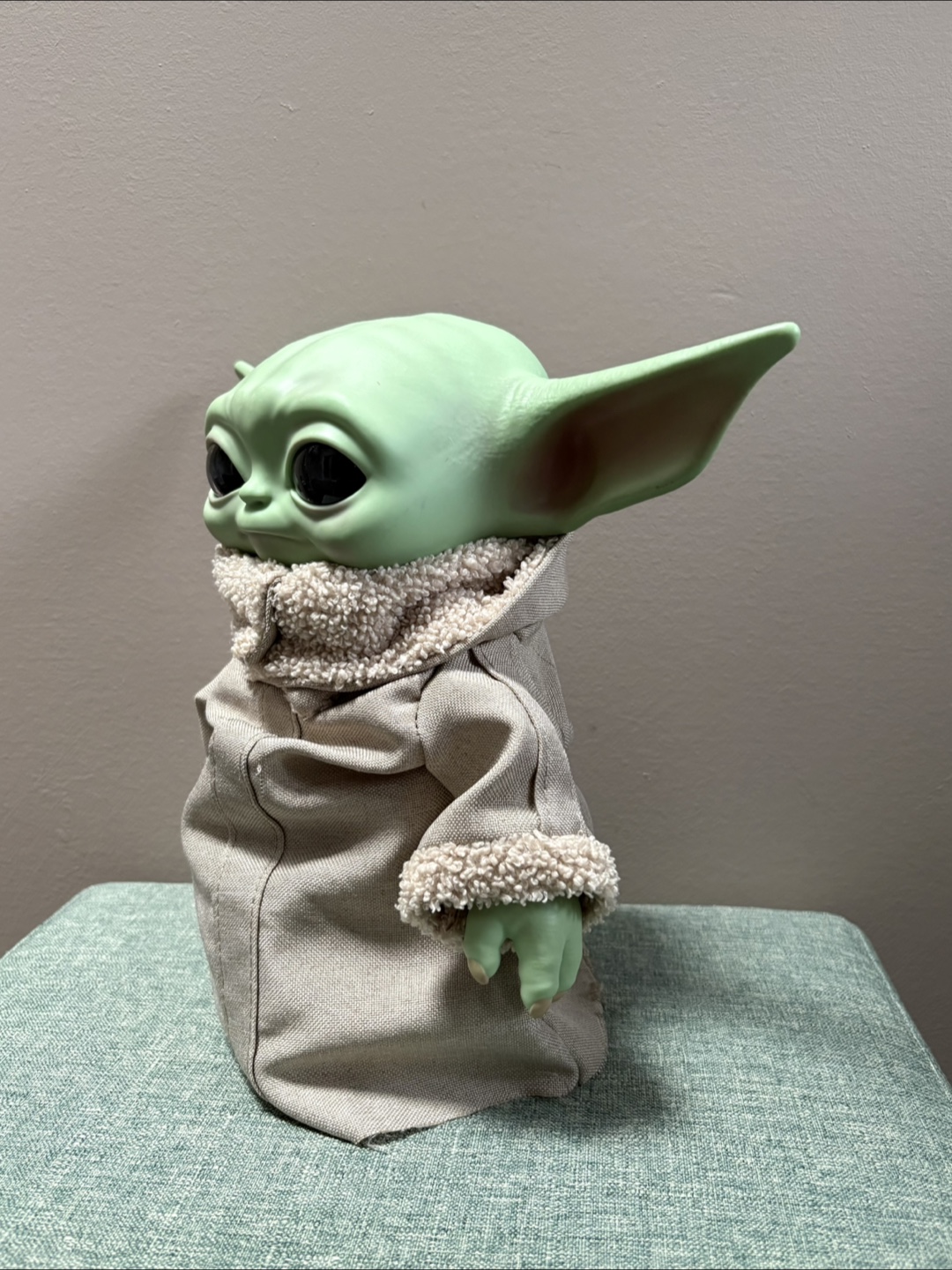 Mattel Star Wars The Mandalorian The Child 11 inch Plush Toy - photo 5