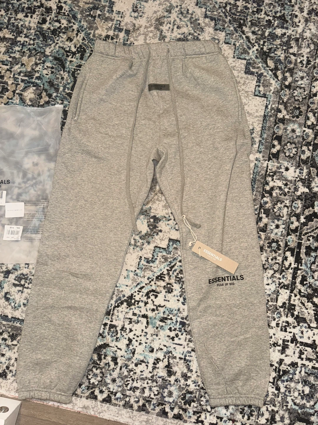 ESSENTIALS Fear of God Grey Sweatpants - photo 3