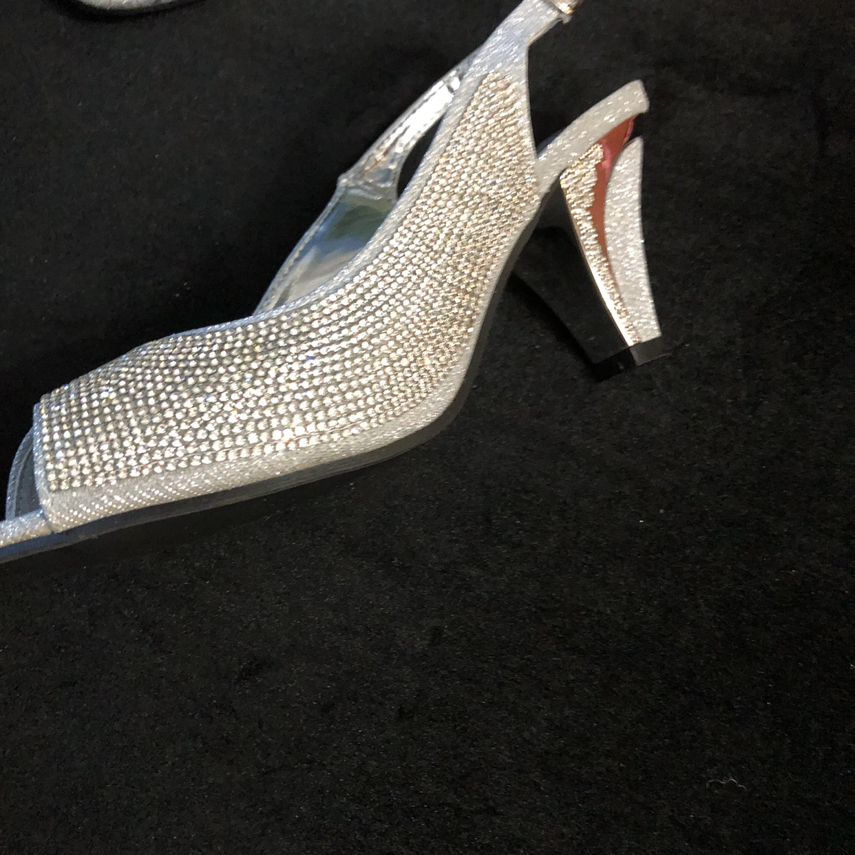 Bella Hanna Silver Rhinestone Peep Toe Heels Size 8 - photo 3