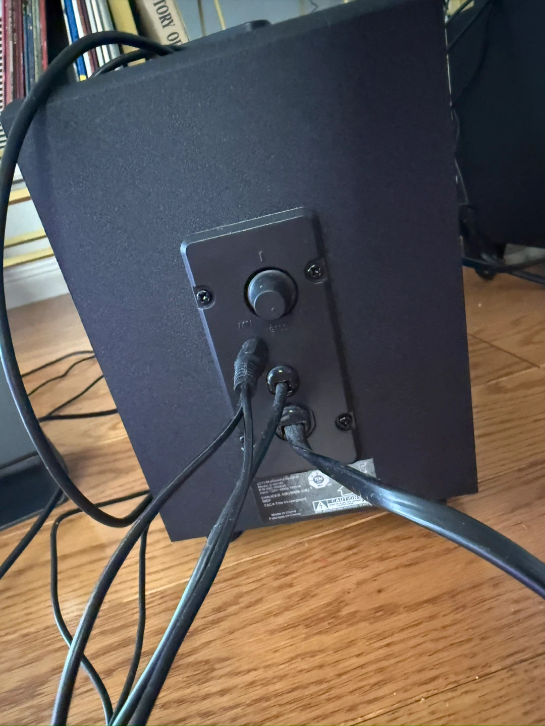 Logitech LS21 2.1 Stereo Speaker System - photo 4
