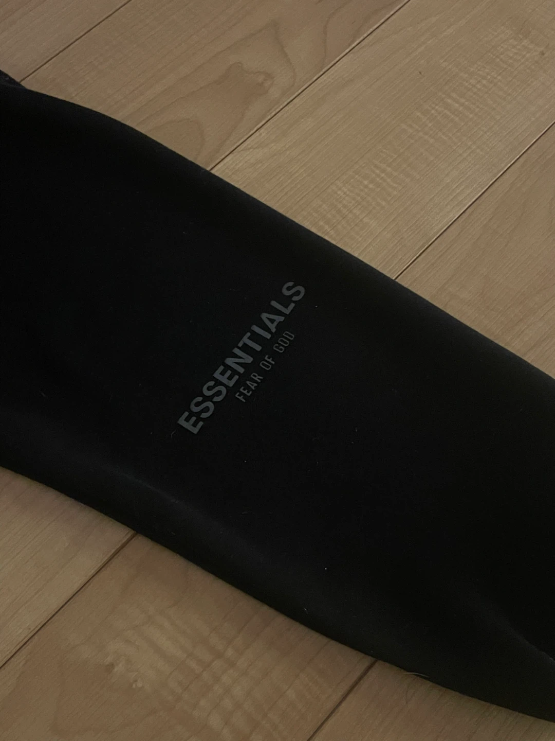 Black essential pants