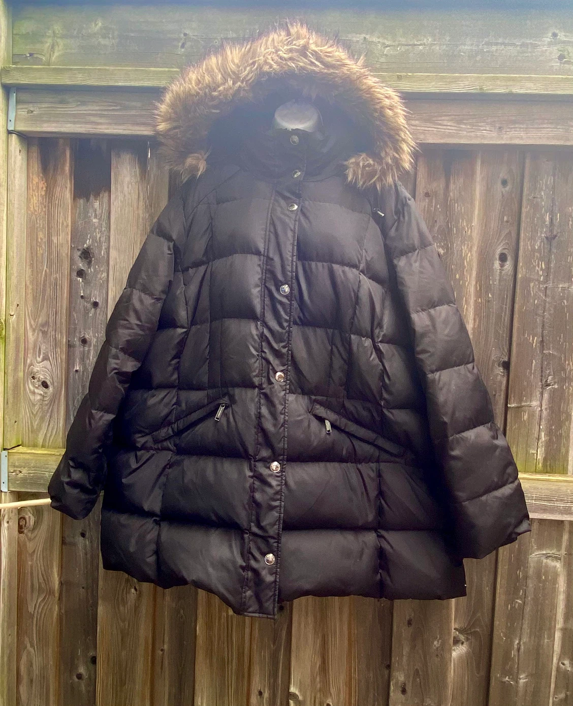 London Fog Black Padded Jacket with Faux Fur Trim - photo 4