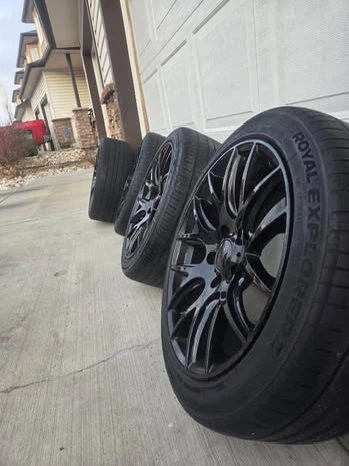 DAI Wheels With Tires 225/45ZR18 - photo 2