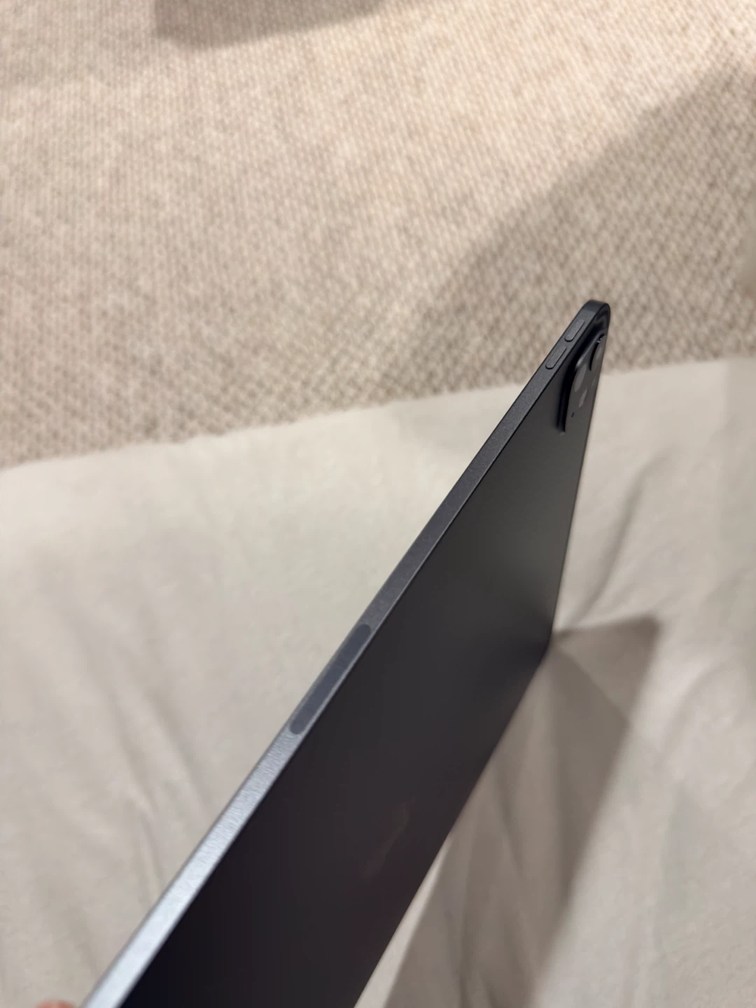 iPad Pro 13” M5 256gb - Never activated - photo 2