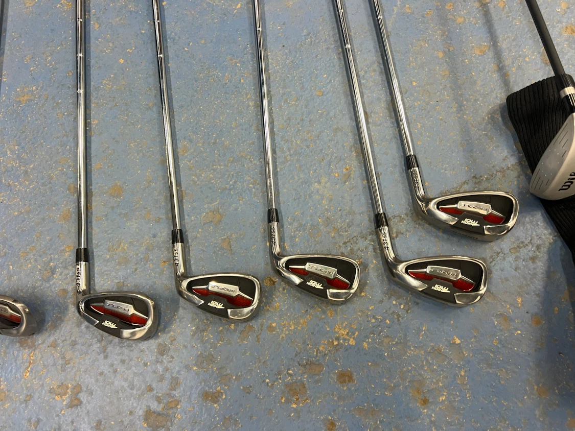 Wilson 12 Piece Golf Clubs and Bag - photo 3