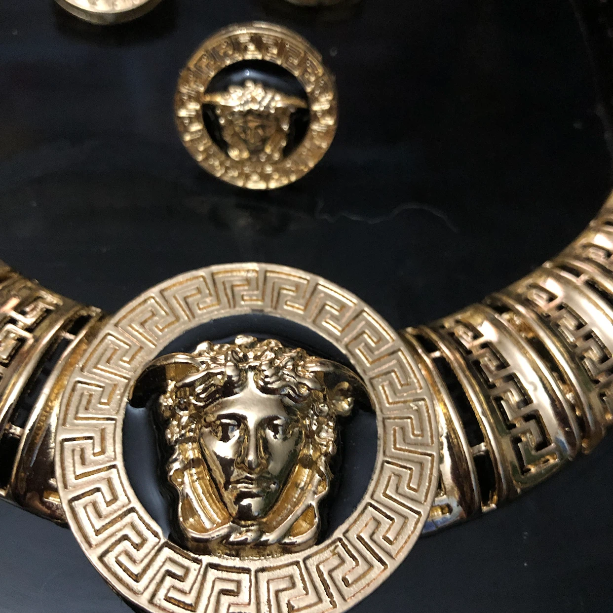 Gold Medusa Necklace and Jewelry Set - photo 3