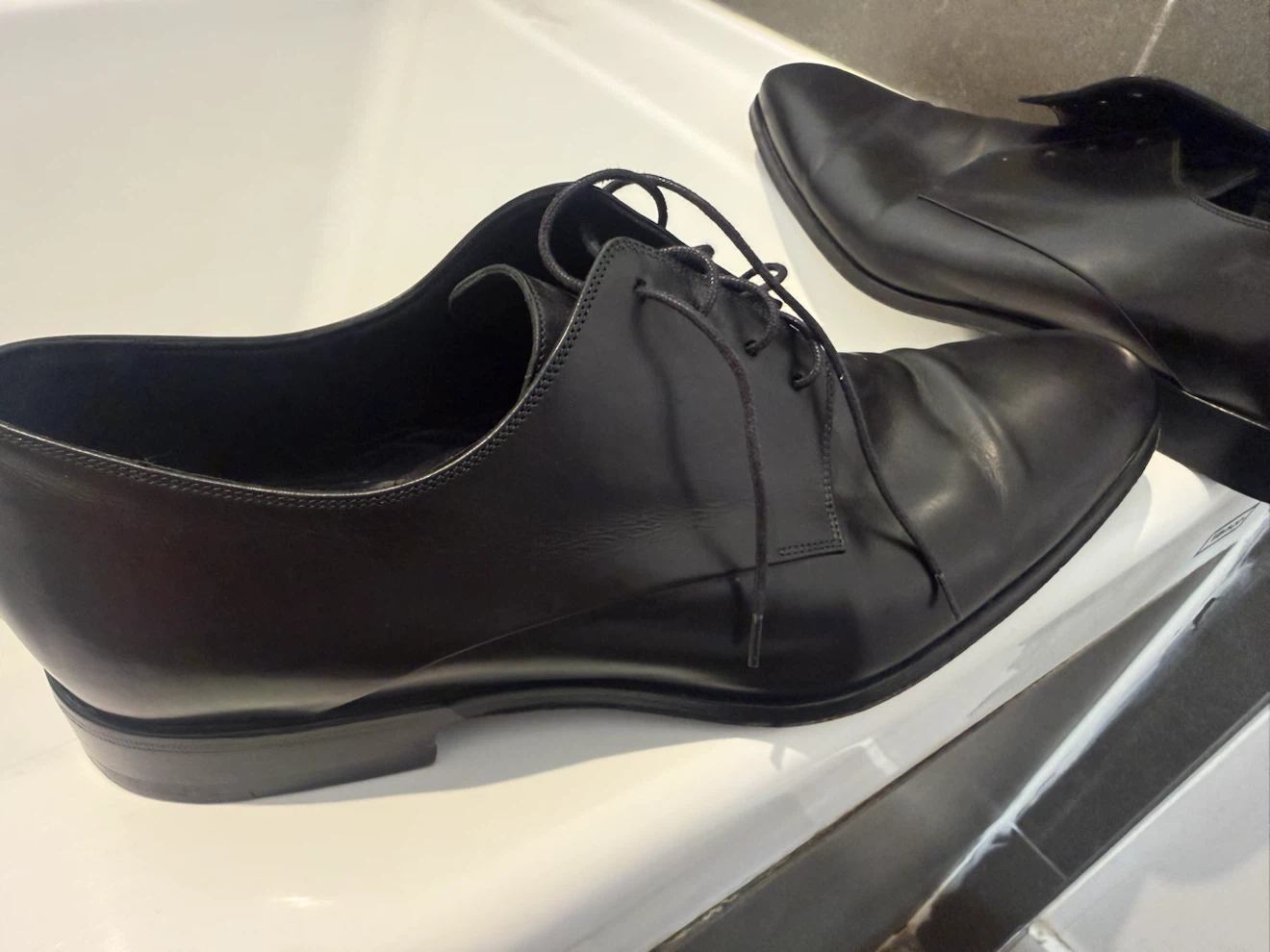 Dior Black leather derby dress shoes paid 1600 size 11.5