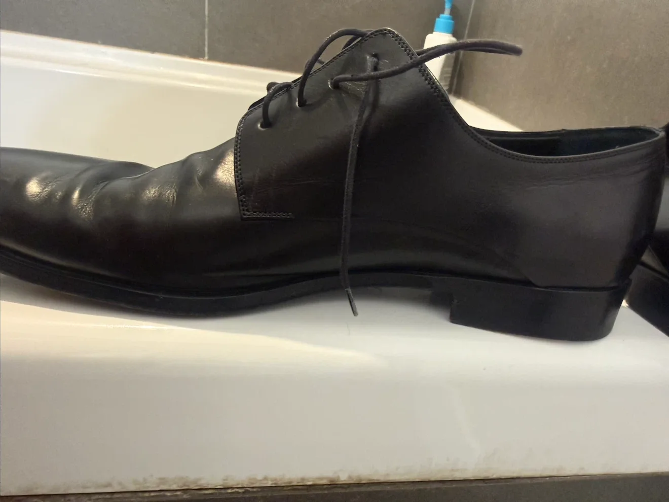 Dior Black leather derby dress shoes paid 1600 size 11.5 - photo 3